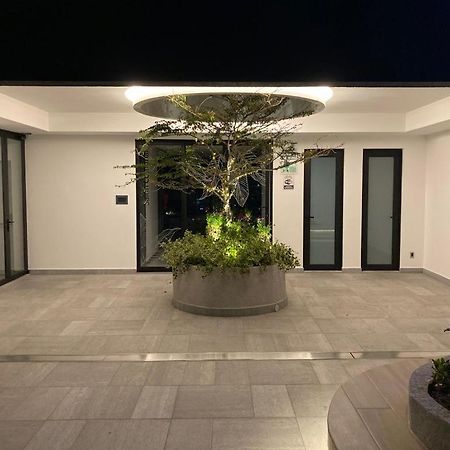Confort Suite La Carolina Quito Bagian luar foto